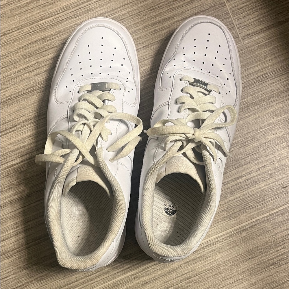 Classic Nike AF 1White Lace-Up Sneakers